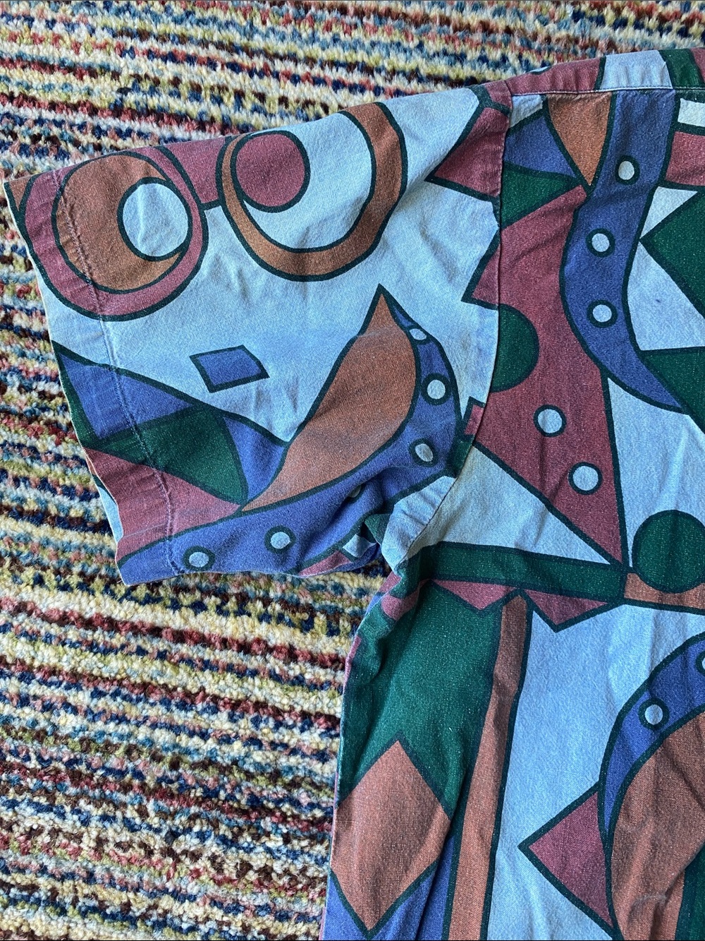 ⚡️Vintage geometric print chambray shirt - Picture 3 of 10